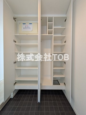 【設備】 | ガーデニエール砧ウエスト | シューズボックス