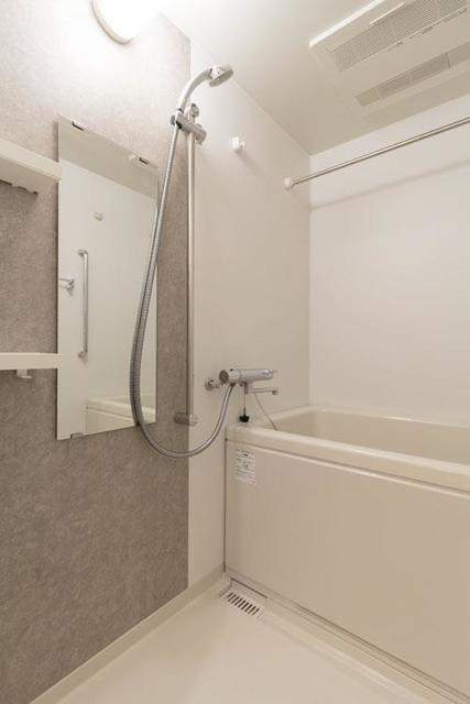 ＷＡＳＥＤＡ　ＡＰＡＲＴＭＥＮＴの浴室|※写真は同タイプ住戸です。