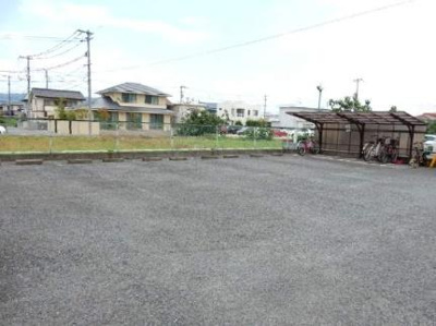 【駐車場】 | メゾネット竜操B