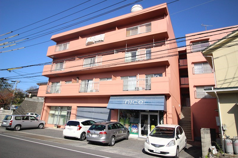 西之町マンションの外観