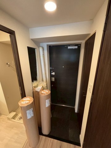 プレサンス新町ウィズジョイの玄関