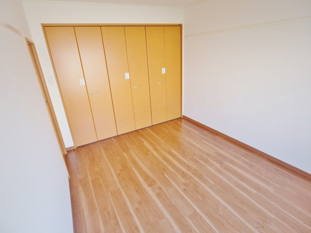 大和ガーデンコート　1号棟の寝室