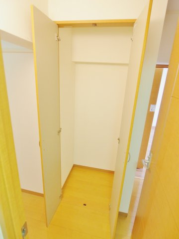 大和ガーデンコート　1号棟の収納