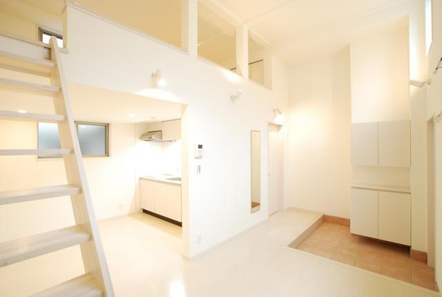 カルティエラタン三軒茶屋の居間・リビング