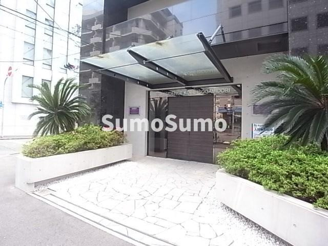 S-RESIDENCE神戸磯上通のエントランス