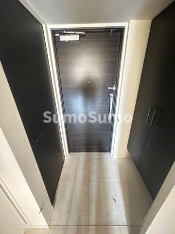 S-RESIDENCE神戸磯上通の玄関