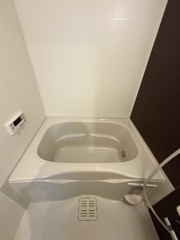 メルディアキューブ新長田の浴室