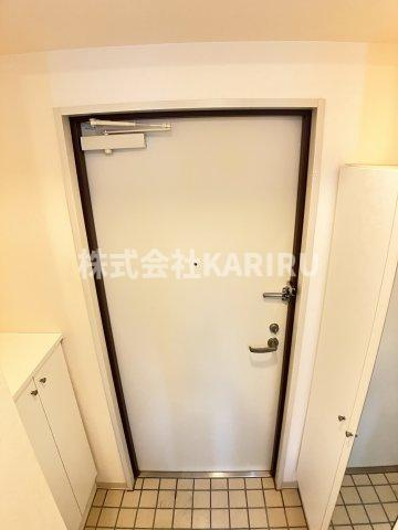 グランカーサ都島の玄関