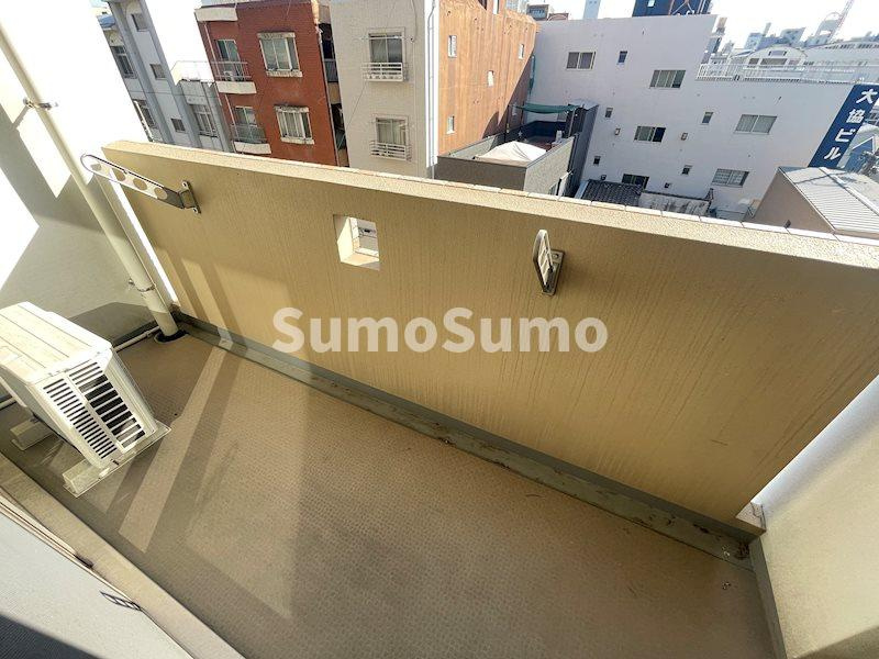 大阪市浪速区戎本町１丁目の賃貸マンションのバルコニー