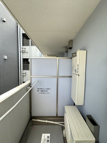 フォーリアライズ難波シエロのバルコニー