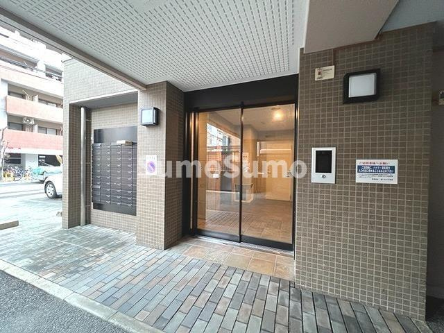 グラヴィス平尾のエントランス