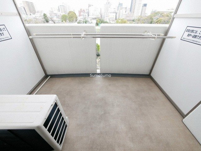 ラシュレエグゼ夕陽丘のバルコニー