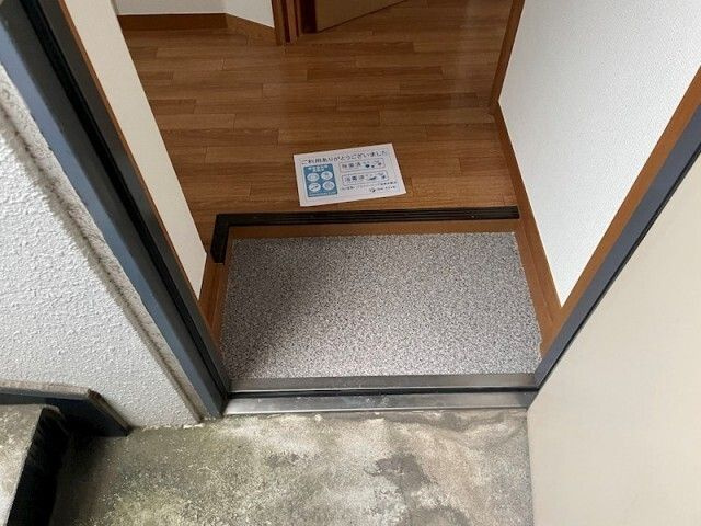 OKU HOUSEの玄関