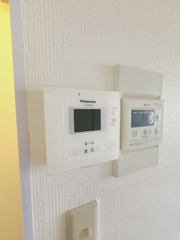 トリヴァンベール門前のセキュリティ