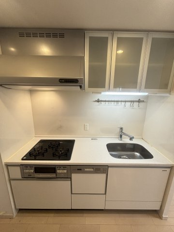 エステムプラザ心斎橋エグゼのキッチン