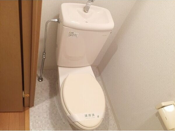 プレサンス梅田フロンティアのトイレ