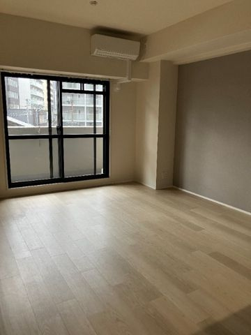 レジディア西天満（旧リヴァージュ西天満）の寝室