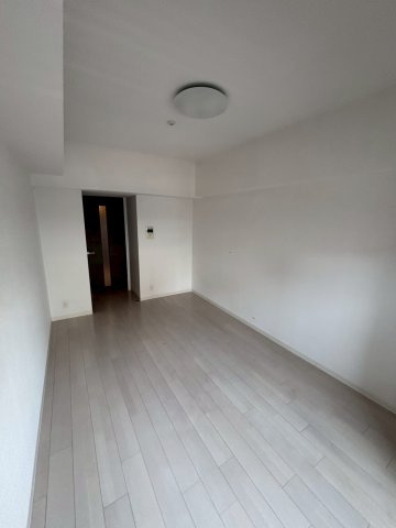 ララプレイスOSAKA WEST PRIMEの寝室