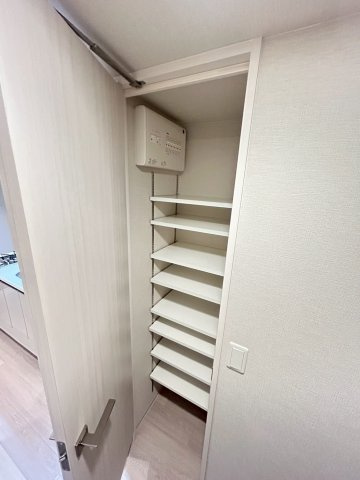 リビオレゾン北浜天満橋の玄関