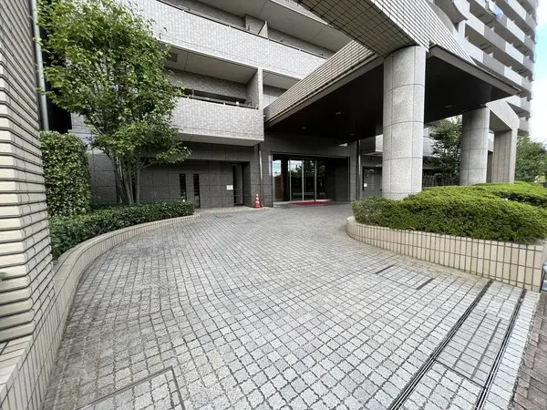 コスモシティ北千住のエントランス|コスモシティ北千住：「京成関屋」駅徒歩７分！
