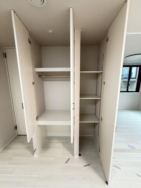 Ｋｏｍａｚａｗａ　Ｋｏｕｅｎ　ｔｅｒｒａｃｅの収納|収納を開けたところです