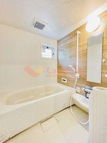 ガーデンヴィラの浴室|落ち着いた空間のお風呂です