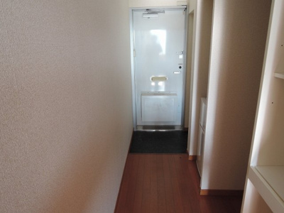 【玄関】 | レオパレスメゾンＴ | きれいな玄関です