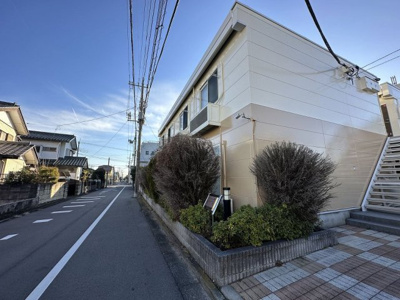 【外観】 | レオパレスノイエブルク | 外はこのようになっています