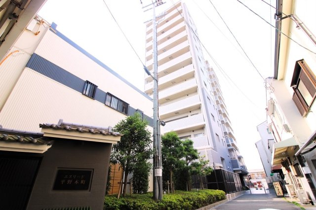 エスリード平野本町の外観