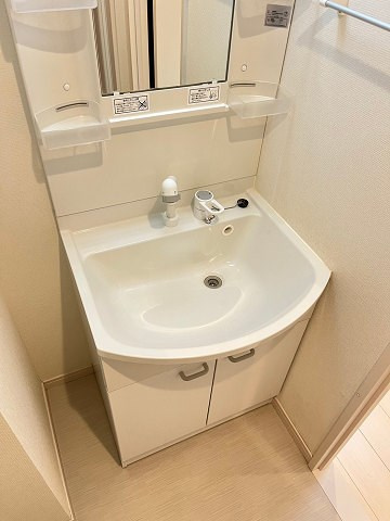 大阪市西淀川区竹島３丁目のアパートの洗面所
