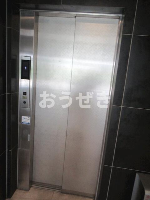 ＨＹ’ｓ　ＹＯＫＯＨＡＭＡ　ＬＩＧＡＲＥのその他共用部分|エレベーター