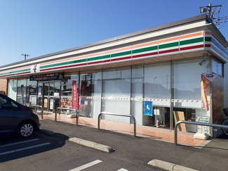 【周辺】 | メルベーユ参番館 | セブンイレブン下栗１丁目店まで290m