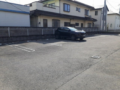 【駐車場】 | サンライズ末広 | 駐車場完備です
