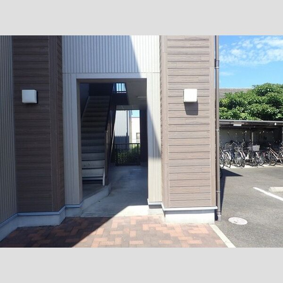 【エントランス】 | パールコート | エントランスです