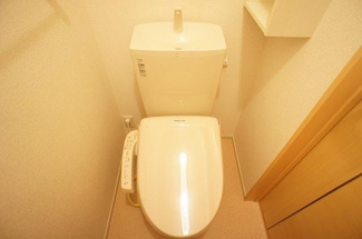 【トイレ】 | ＬＩＡＮＧＥ | 落ち着いた色調のトイレです