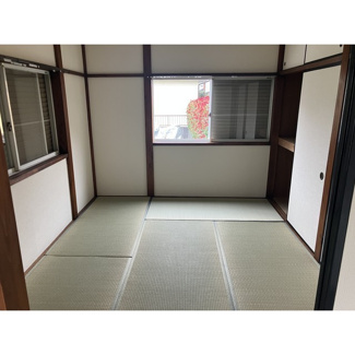 【居間・リビング】 | ハイツ下原A棟 | 居間です
