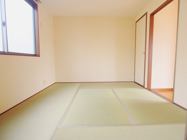 広島市安芸区中野３丁目のアパートの和室