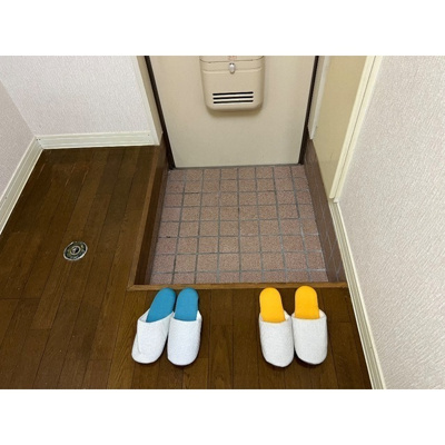 【玄関】 | くれよんハウス | 落ち着いた玄関です