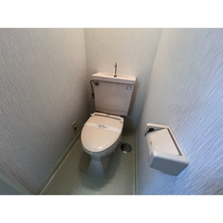【トイレ】 | くれよんハウス | コンパクトで使いやすいトイレです