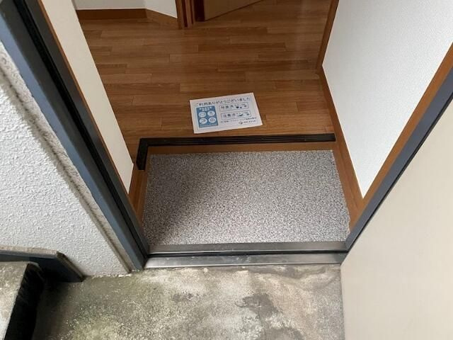 【玄関】