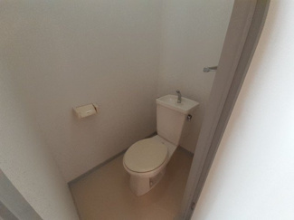 【トイレ】 | エルダー佐々木２ | 清潔感のあるトイレです
