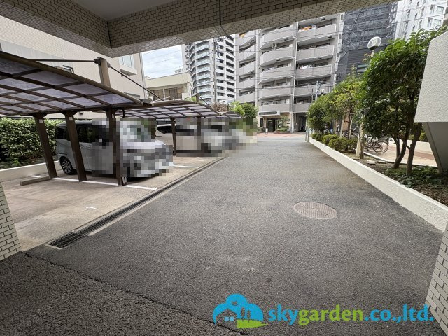 藤沢ダイカンプラザの駐車場
