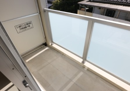 東村山市本町２丁目の賃貸マンションのバルコニー