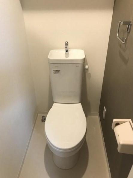 東村山市本町２丁目の賃貸マンションのトイレ
