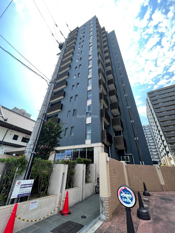 カスタリア上町台の外観