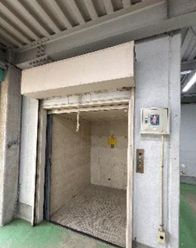 足立区西新井４丁目の倉庫