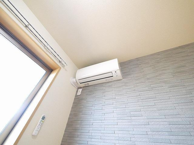 クオレールの設備|エアコン一台付きです