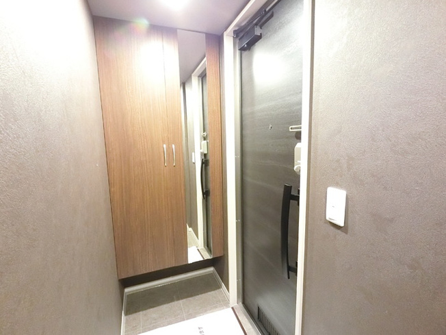 【玄関】 | クレセントコート 住宅 | 玄関