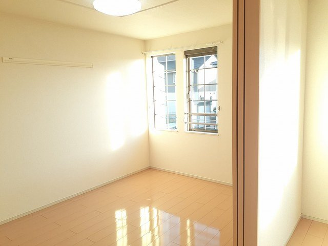 イースト３３０　Ⅱの寝室|明るい室内です