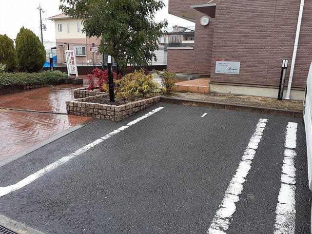 【駐車場】 | プログレＮα | 車をお持ちの方に嬉しい駐車場付きの物件です